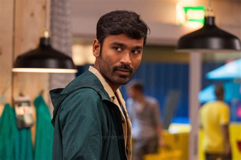 Check out the latest news about dhanush's jagame thanthiram movie, story, cast & crew, release date, photos the movie starring dhanush, sanchana natarajan, aishwarya lekshmi and james cosmo in lead roles, while joju george and kalaiyarasan portray. Pakkiri Movie Dhanush Photos HD | New Movie Posters