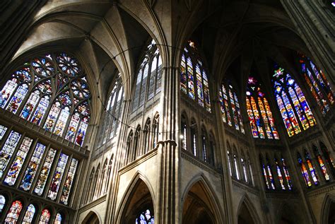 Il gotico: l’arte della luce - Storia e Arte