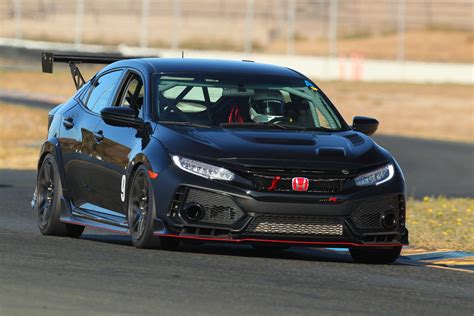 Honda Now Offering Race Ready Version Civic Type R News Grassroots