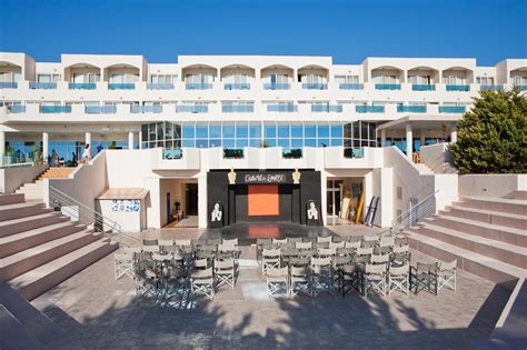 ¿buscas el hotel sovereign hotel penang? Sovereign Beach Hotel | Luxury Hotels and Holidays | Going ...