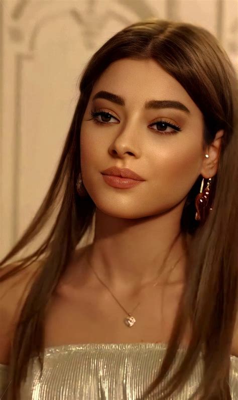 Pin By Tijana ♡ On Beautiful Dark Makeup Looks Turkish Women Beautiful Beautiful Women Faces