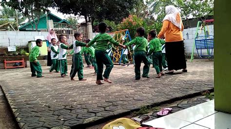 Permainan kucing dan tikus - YouTube