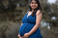 pregnant woman month shoot pixahive photography