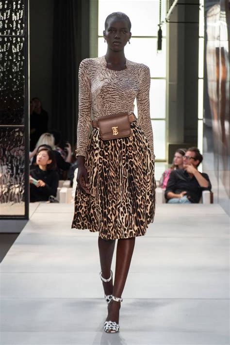 Check spelling or type a new query. Summer 2019 Fashion Trends: Looks You Need to Know ...