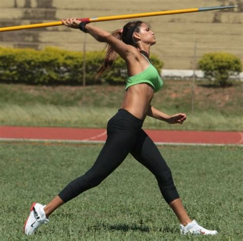 The Viral Photo That Changed Pole Vaulter Allison Stokke S Life