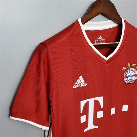O estado e a cidade, que em alemão, respectivamente, se denominam bayern e münchen, dão nome ao time. Camisa do Bayern de Munique Home 2020/2021 - MG CAMISAS ...
