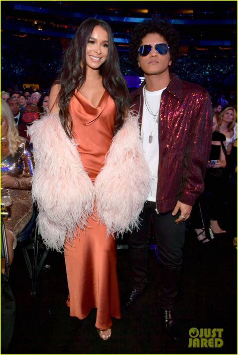 Lots of people who read this may not have even know that bruno mars has had a girlfriend for almost 10 years. Bruno Mars Couples Up With Girlfriend Jessica Caban at ...