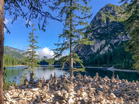 Lago Di Braies Lake Braies Tips For Visiting The Emerald Of The