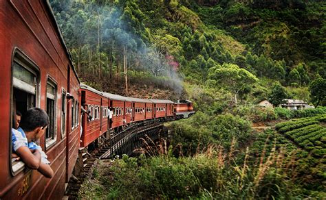 Sri Lanka Train Photography Greg Goodman Photographic Storytelling