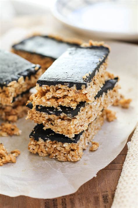 If you don't have crunchy peanut butter, you can use regular creamy peanut butter instead. healthy crunchy chocolate peanut butter bars-6