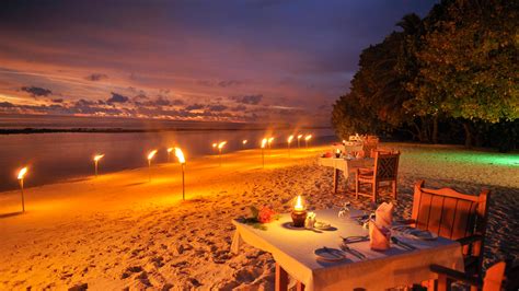 1920x1080 Dining On The Beach At Night In The Maldives Ocean 1080p