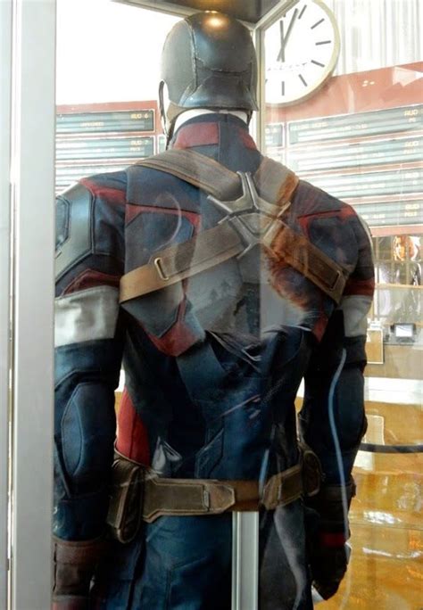 Captain America Costume Back Detail Avengers Age Of Ultron Captain