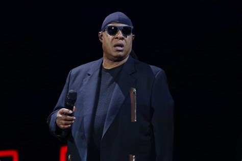 Stevie wonder has had a unique career as a singer, composer, instrumentalist, performer and humanitarian. Stevie Wonder Issues A Call To Action To His Fans To Get Trump Out Of Office