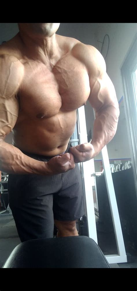 Musclehunks Powermen Livemuscleshow And Musclegallery Vids Lpsg