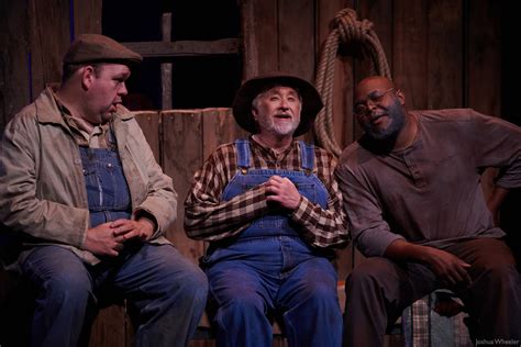His character is lively and charismatic, and exudes sharp wit. 'Of Mice and Men' a must-see for fans of great theater