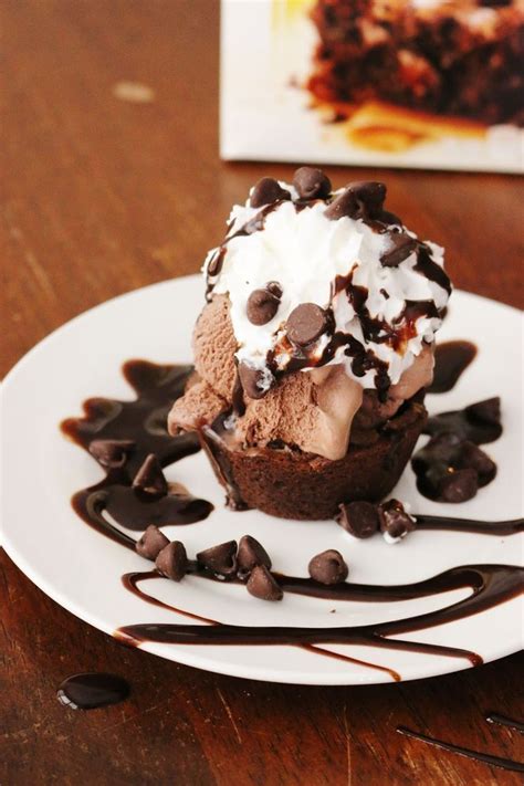 Brownie Sundaes With 3 Ingredient Chocolate Ice Cream Brownie Sundae