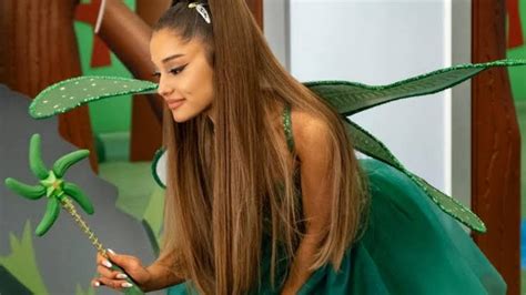 Green Colour Definitely Accentuates Ariana Grande S Ensembles Take A Look At These Stunning Outfits