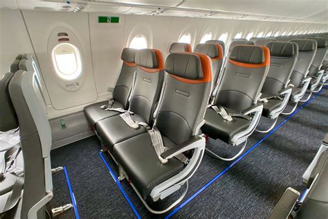 First Look Inside Jetblues Swanky New Airbus A220