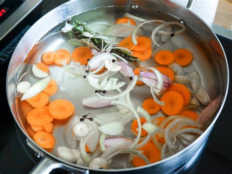 Poisson au court-bouillon