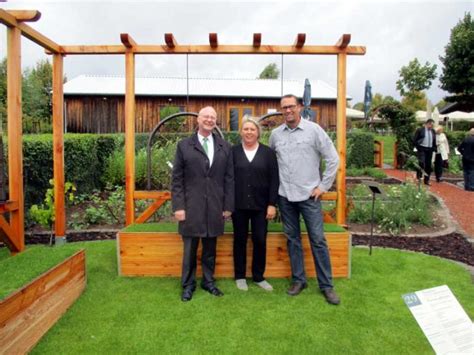 Heilkräutergarten nach hildegard von bingen trage vorsorge für deinen garten, den gottes gabe gepflanzt, und sei auf der hut, dass seine gewürzkräuter nicht verdorren. Kaiserslautern: Hildegard von Bingen Garten auf dem ...