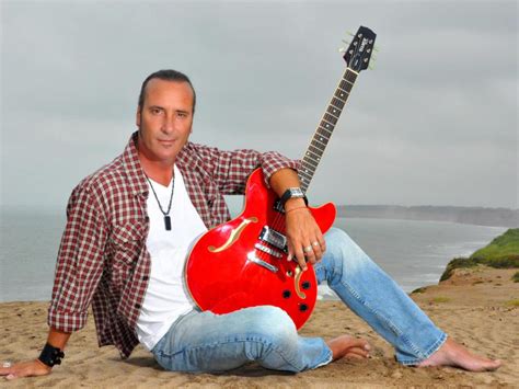 Manuel Wirzt habló con FM Identidad antes de su show en ...