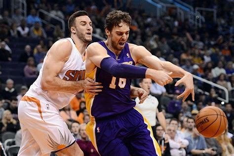 Scored 19 consecutive laker points between the end of the first half and the middle of the third f last game of the season; Miles Plumlee and the Suns trounced the Lakers last night ...