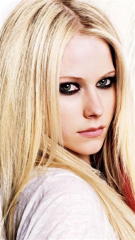 1080x1920 Avril Lavinge Singer Music Girls Blonde Hairs For Iphone 6 7 8 Wallpaper