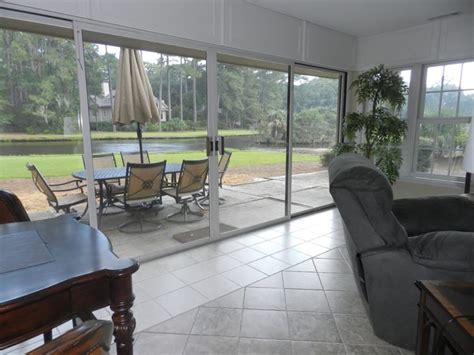 Hilton garden inn hilton head. 11 Baynard Park Road. Pet Friendly, Sea Pines Hilton Head ...