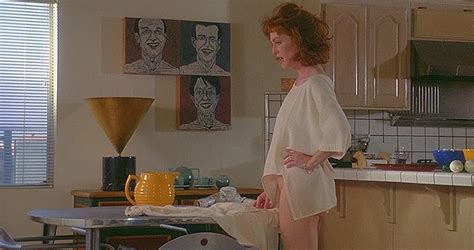 Using the short stories of raymond carver as inspiration, robert altman revisits the formula of his 1975 film n. Image result for shortcuts altman | In hollywood, Scenes ...