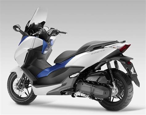 Equipped with a 125cc sohc fuel injected engine, the new wave 125i can. BOON SIEW LANCAR SKUTER ESOK, ADAKAH HONDA FORZA 150 ...