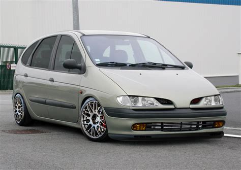 Alfa romeo stelvio quadrifoglio brembo. Renault Megane Scenic - Virtual Tuning