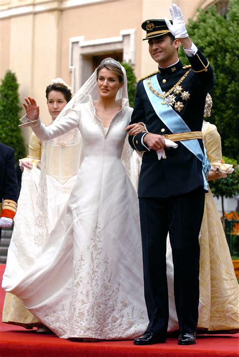 49 Iconic Royal Wedding Dresses Worn By Royal Brides Glamour
