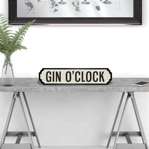 Gin Oclock Street Sign 1wall