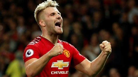 Man Utd Will Return To Form Says Luke Shaw After Agreeing New Five