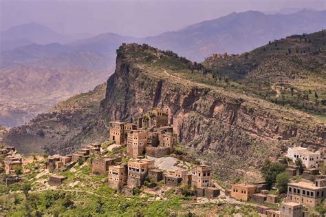 Mainland yemen lies in the arabian peninsula of asia. Yemen - in Middle East - Thousand Wonders