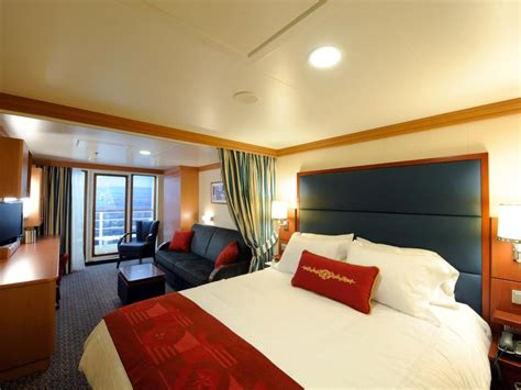 Take an All-Access Tour of the Disney™ Dream Cruise Ship | HGTV