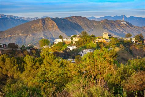 Discover The Brentwood Neighborhood Of Los Angeles