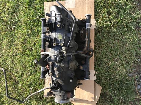 I've search here and there to no avail. 2001 LQ4 intake with rails and injectors and TB - LS1TECH ...