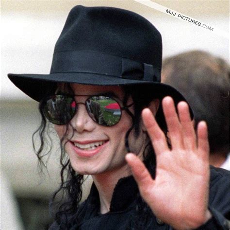 Wow 2pcs Michael Jackson Whiteandblack Hats Fedora Smooth Criminalandbillie