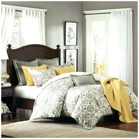 If your bedroom is big or small, filled with light or more of a dark space, it's a room that's meant to be calming and relaxing so that you sleep well. Calming Bedroom Colors Sherwin Williams Lovely Calming ...