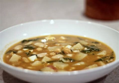Potaje De Vigilia Spanish Fasting Soup With Beans Thickened With