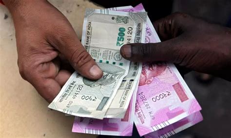 Reserves For Indias Foreign Exchange Fell By 560 Billion In A Three