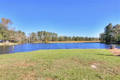 Omg The Interior Six Acres With A Pond And Pool In Sc 155000