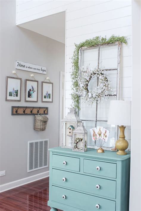 Check out our window hooks selection for the very best in unique or custom, handmade pieces from our hooks & fixtures shops. How to Hang a Wreath on an Old Window | Rooms home decor ...