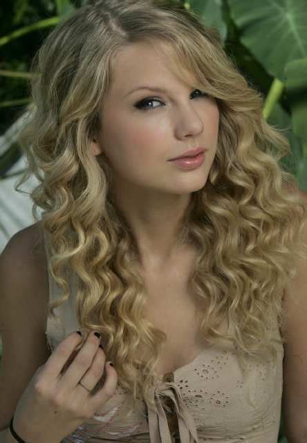 Taylor swift · album · 2021 · 26 songs. Taylor_swift_2
