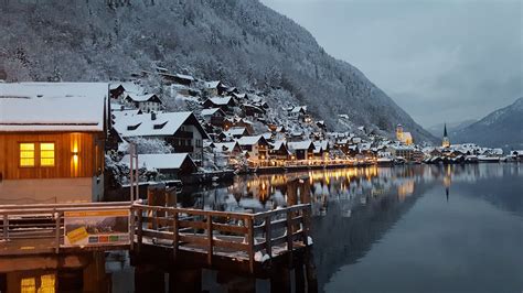 Small Group Christmas Day Trip To Hallstatt From Vienna