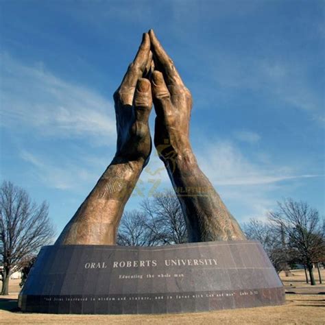Large Praying Hands Statue Dandz Sculpture