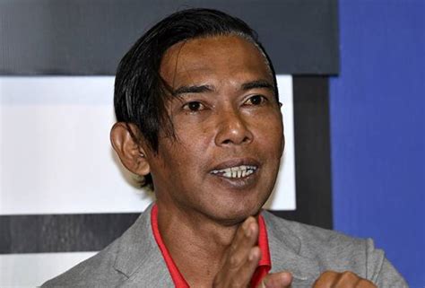 Kenali diri anda terlebih dahulu jika anda belum menemukan cara untuk mengatasi rasa malas anda dalam belajar atau anda dapat mencoba beberapa cara meningkatkan. Azman Adnan mahu lebih ramai pemain muda berkelana ke luar ...