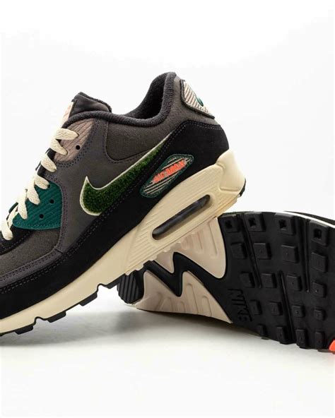 Nike Air Max 90 Premium Se 858954 002 Buy Online At Footdistrict