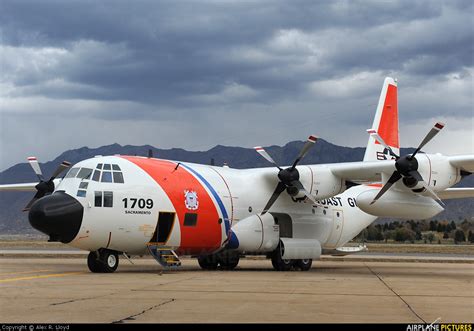 1709 Usa Coast Guard Lockheed C 130h Hercules At Ogden Hill Afb